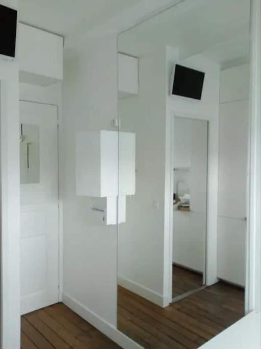 Maubert Joli Nid Equipe Vue Ascenseur Appartement